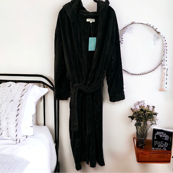 Alexander Del Rossa women’s black fleece hooded bath robe size S/M NWT - Picture 1 of 2